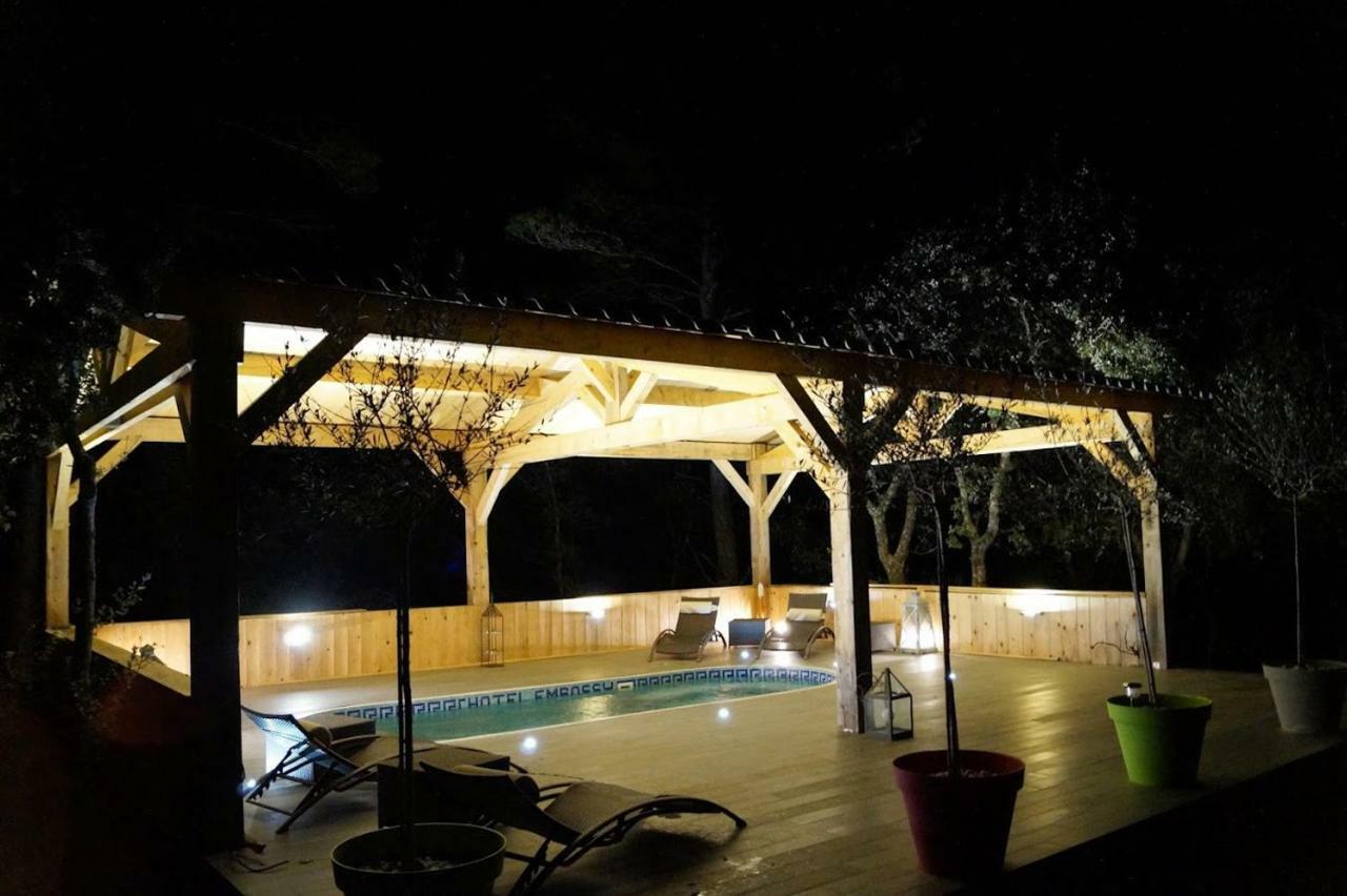 Domaine Des Bruguieres Villa Entrecasteaux Exteriör bild