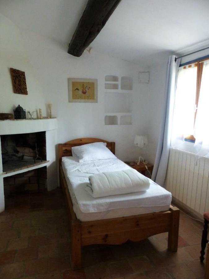 Domaine Des Bruguieres Villa Entrecasteaux Exteriör bild