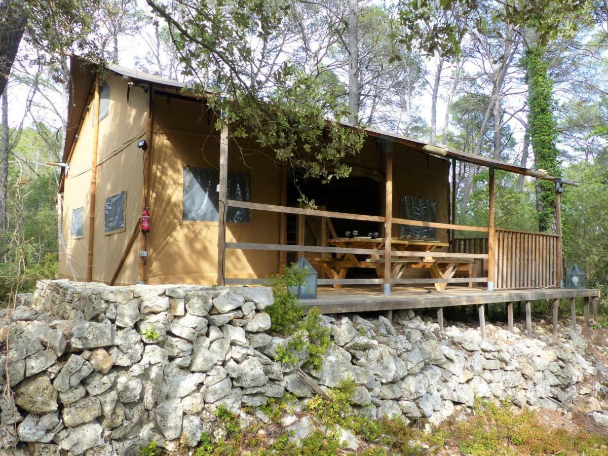 Domaine Des Bruguieres Villa Entrecasteaux Exteriör bild